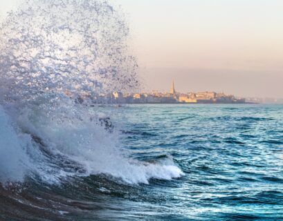 which is one way that spring tides are different from regular tides?